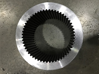 ZK5213*12/5Y 鉆內齒圈，孔大小不同